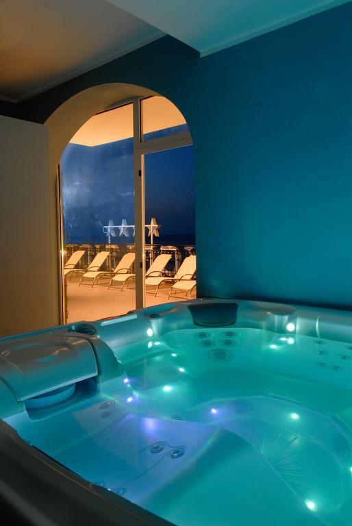 Hotel Grand Excelsior 4*